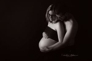 Schwangerschaftsfotografie Schwangerschaftsbilder maternity Babybauch Shooting Mom to be Mutterschaft Familienfotos Cornelia Moebes Photography Zug Zürich